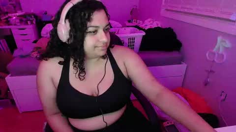 Snapshot of chericheesecake chatting on September 20, 4:24 am chericheesecake online show from September 20, 4:24 am