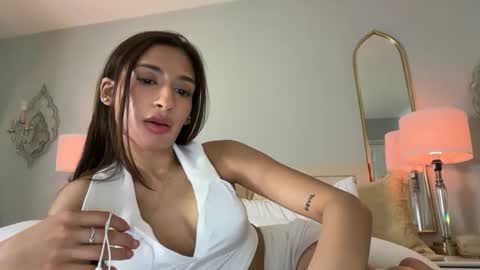 cherliecarmen online show from May 19, 6:58 pm