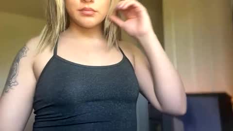 cherrieamaretto online show from January 16, 10:36 pm