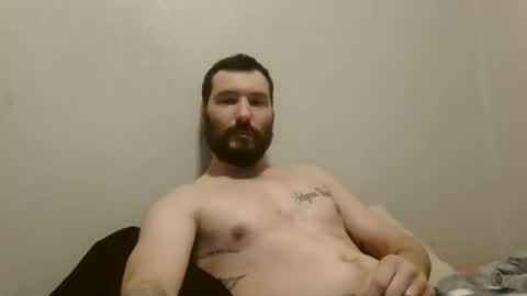 Snapshot of cherry_and_hubby chatting on December 16, 7:35 am cherry_and_hubby online show from December 16, 7:35 am