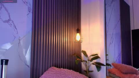 C H E R R Y  online show from December 1, 11:37 am