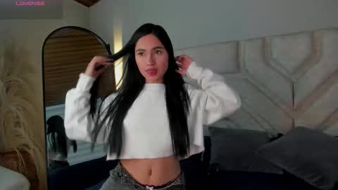 cherry_bunnyx online show from January 18, 4:27 am