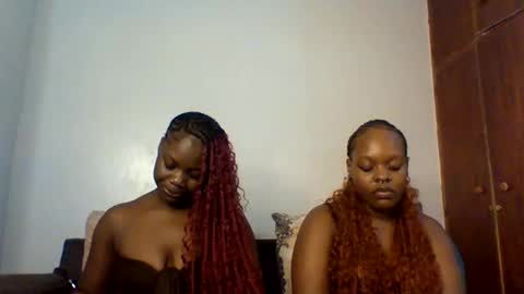 Fafa online show from April 9, 11:43 pm