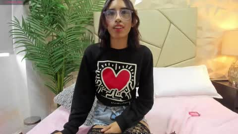 cherry_flirtx online show from June 2, 1:24 pm