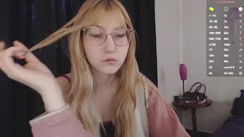 Cheryl online show from March 13, 11:39 am