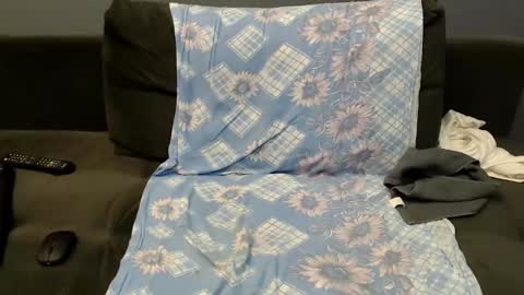 Snapshot of cherry_hell chatting on September 17, 6:15 am Astrid online show from September 17, 6:15 am