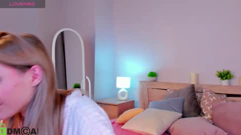 cherry_pr1ce online show from January 10, 12:12 am