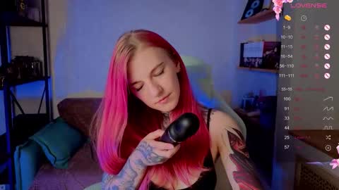 Snapshot of cherry_roxy chatting on September 12, 9:26 pm Roxy online show from September 12, 9:26 pm