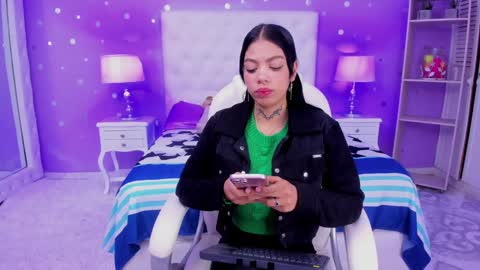 Snapshot of cherry_sussan chatting on January 24, 5:10 am Sussan Cherry online show from January 24, 5:10 am