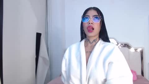 Snapshot of cherry_sussan chatting on September 26, 4:05 am Sussan Cherry online show from September 26, 4:05 am