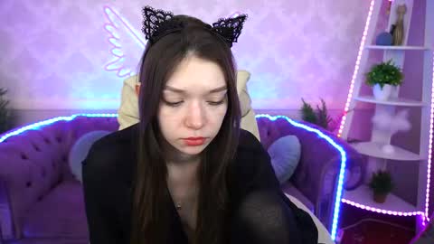 Snapshot of cherry_wipe chatting on February 19, 10:34 am Cherry Wipe online show from February 19, 10:34 am