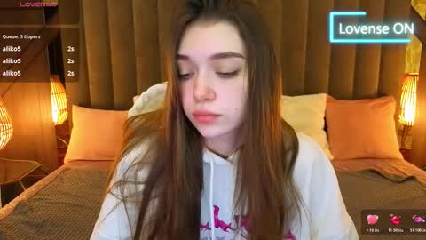 Snapshot of cherry_wipe chatting on November 16, 7:25 am Cherry Wipe online show from November 16, 7:25 am