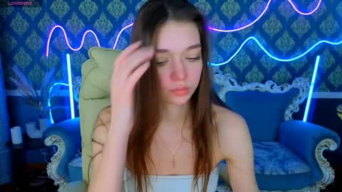 Snapshot of cherry_wipe chatting on November 18, 2:32 pm Cherry Wipe online show from November 18, 2:32 pm