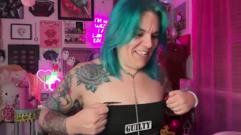 CherryBombBomb online show from October 29, 4:15 am