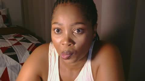 Snapshot of cherrybabexx chatting on January 12, 5:01 pm Cherrybabe online show from January 12, 5:01 pm