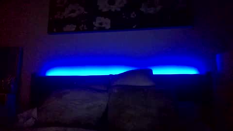 Snapshot of cherrybaby690 chatting on December 2, 5:15 am cherrybaby690 online show from December 2, 5:15 am