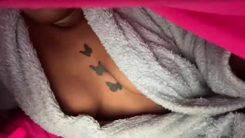 Snapshot of cherryblossom444 chatting on February 20, 5:12 am cherryb online show from February 20, 5:12 am