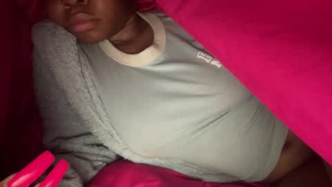 Snapshot of cherryblossom444 chatting on February 22, 2:39 am cherryb online show from February 22, 2:39 am