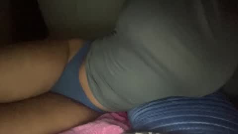 Snapshot of cherryblossom444 chatting on November 6, 1:23 pm cherryb online show from November 6, 1:23 pm