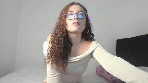 cherryblossom_23 online show from April 9, 12:54 am