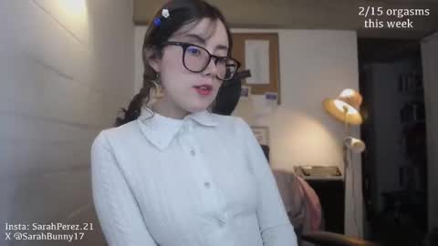 Snapshot of cherrybunny21 chatting on October 13, 3:28 am Sarah Prez online show from October 13, 3:28 am