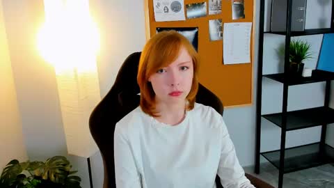 Snapshot of cherrycrushlove chatting on May 8, 6:52 am cherrycrushlove online show from May 8, 6:52 am