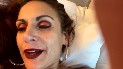 cherrydarlin5176 online show from October 13, 11:38 pm