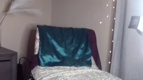 Cherry milf xx online show from June 12, 4:44 am