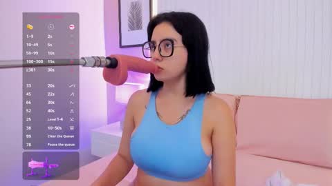 Snapshot of cherryl_blosom_ chatting on October 21, 3:35 pm Cherryl online show from October 21, 3:35 pm