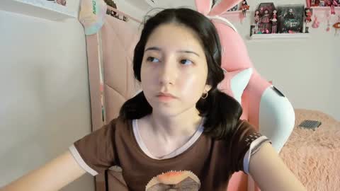 cherrycute666 online show from January 19, 8:39 am