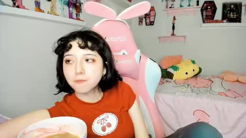 cherrycute666 online show from November 29, 12:57 am