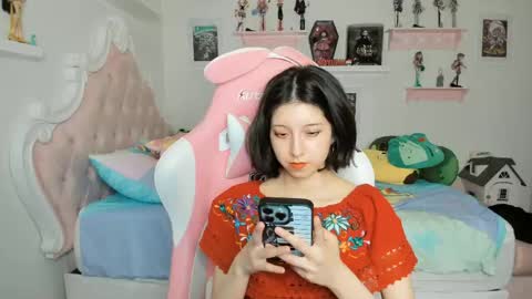 cherrycute666 online show from May 6, 2:40 am