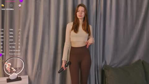 Loise online show from February 19, 5:53 pm