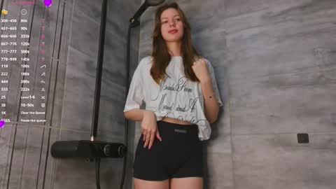 Loise online show from February 24, 5:33 pm