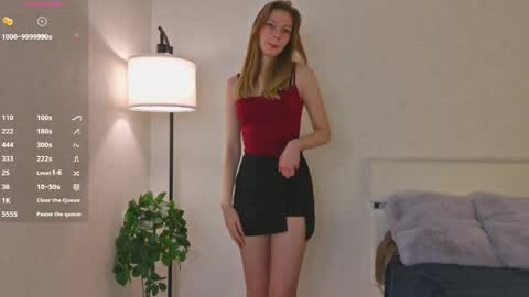 Loise online show from March 27, 5:12 pm