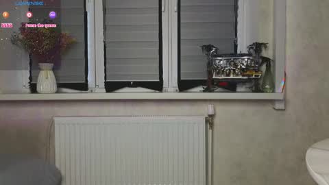 Lysia online show from April 13, 2:11 pm