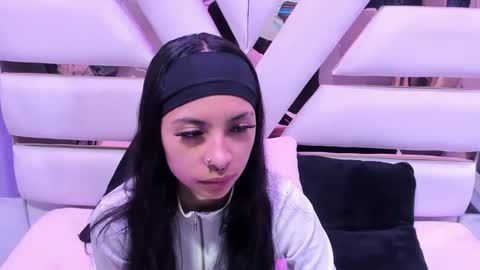 Snapshot of cherrysweetl_ chatting on June 2, 1:02 pm cherrysweetl_ online show from June 2, 1:02 pm