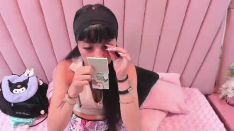 Snapshot of cherrysweetl_ chatting on June 27, 2:23 pm cherrysweetl_ online show from June 27, 2:23 pm