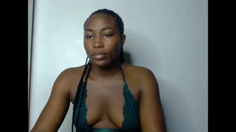 cherrywetpussy online show from June 25, 9:52 pm