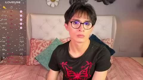 Matias online show from May 31, 2:42 am
