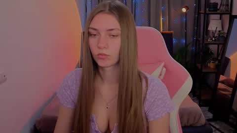 Snapshot of cheryl_backer chatting on February 3, 2:55 pm Cheryl online show from February 3, 2:55 pm