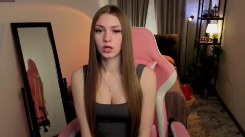 Snapshot of cheryl_backer chatting on February 19, 2:46 pm Cheryl online show from February 19, 2:46 pm