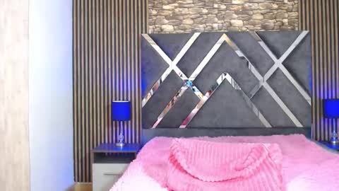 Snapshot of cheryl_hs chatting on November 26, 4:02 am Cheryl online show from November 26, 4:02 am