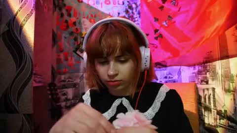 Janett online show from April 7, 7:14 pm