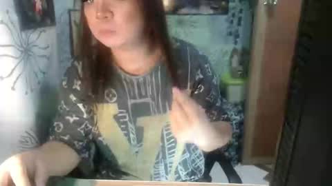 chescahotxxxl online show from January 6, 11:29 am