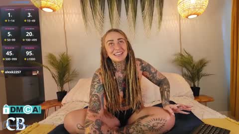 Chevi Blue online show from February 11, 3:18 pm