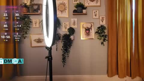 Chevi Blue online show from October 21, 1:45 pm