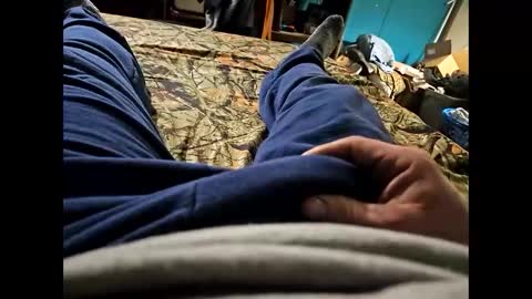 chevyman3219 online show from December 15, 1:10 am