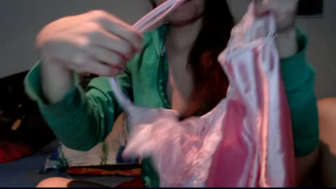 Snapshot of chiara177 chatting on January 8, 9:55 pm Chiara online show from January 8, 9:55 pm