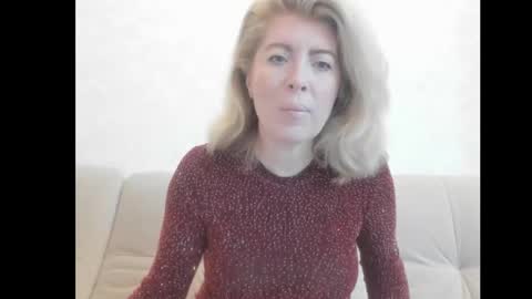 Snapshot of chicafortuna chatting on September 13, 2:33 am NBFG online show from September 13, 2:33 am